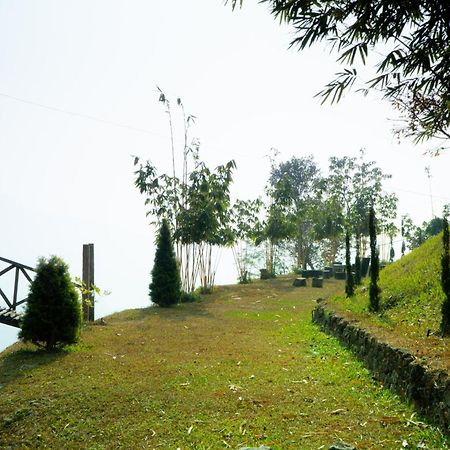 Palkulam Heights Villa Kumudi Bagian luar foto