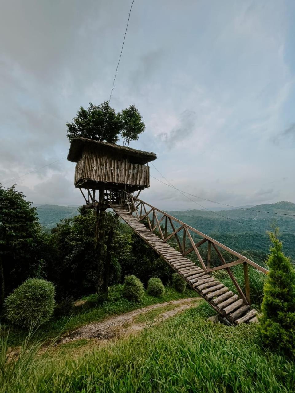 Palkulam Heights Villa Kumudi Bagian luar foto
